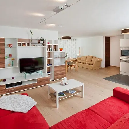 Апартаменти Ferienwohnung Fulpmes 190s *